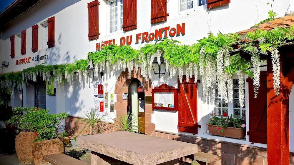 Hotel Restaurant Du Fronton Itxassou Exterior foto